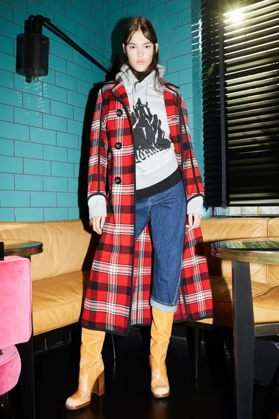 Look 23